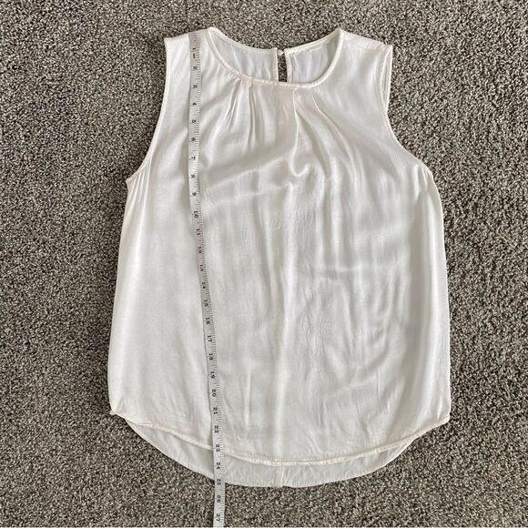 Pearl White Sleeveless Blouse - Picture 7 of 7